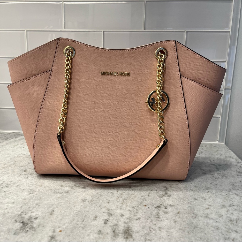 Michael Kors Jet Set Travel bag with Gold Chain